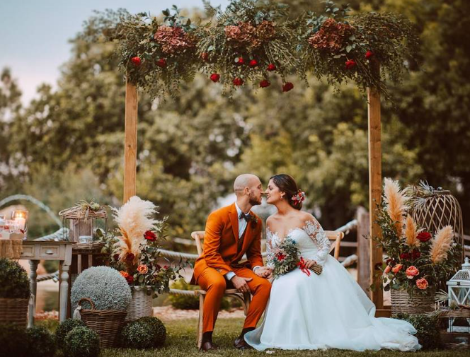 Montaje de ceremonia civil elegante